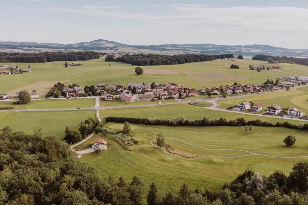 Landhotel Gschirnwirt Eugendorf Dış mekan fotoğraf