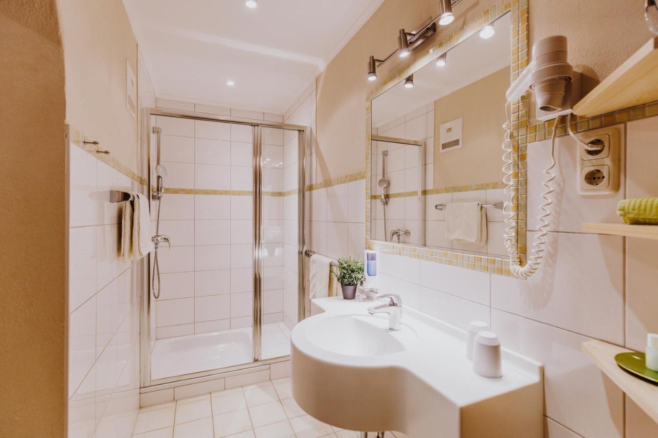 Landhotel Gschirnwirt Eugendorf Dış mekan fotoğraf