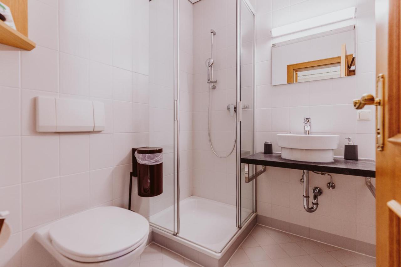 Landhotel Gschirnwirt Eugendorf Dış mekan fotoğraf