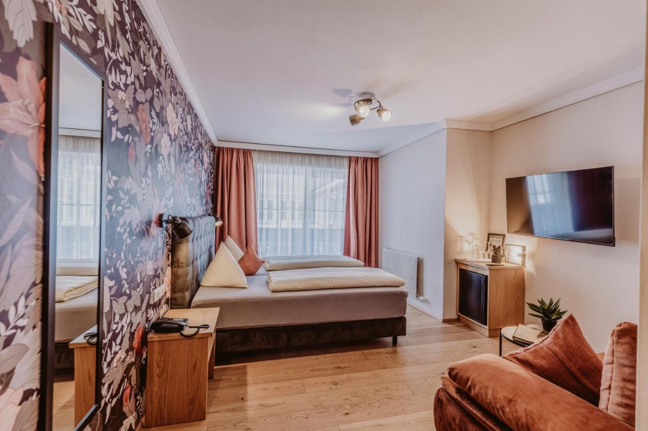 Landhotel Gschirnwirt Eugendorf Dış mekan fotoğraf