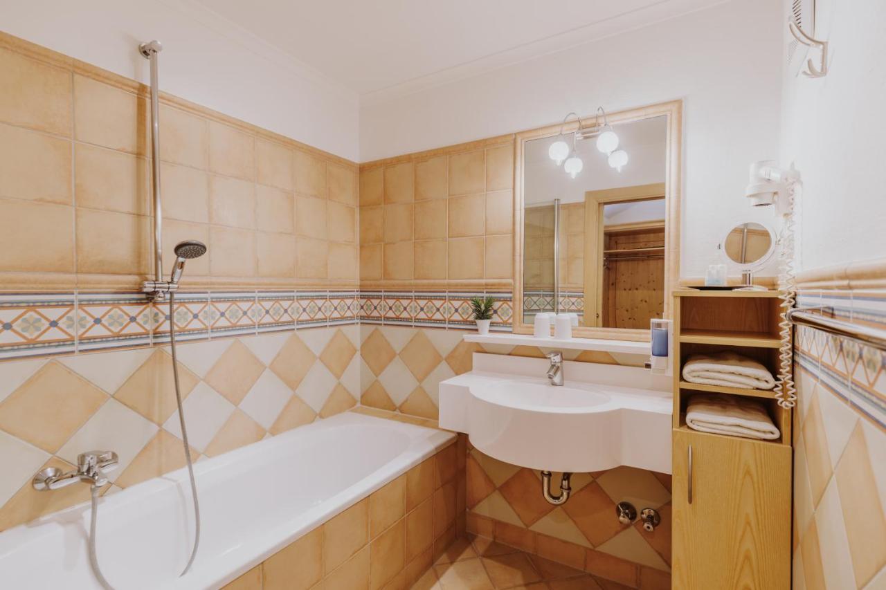 Landhotel Gschirnwirt Eugendorf Dış mekan fotoğraf
