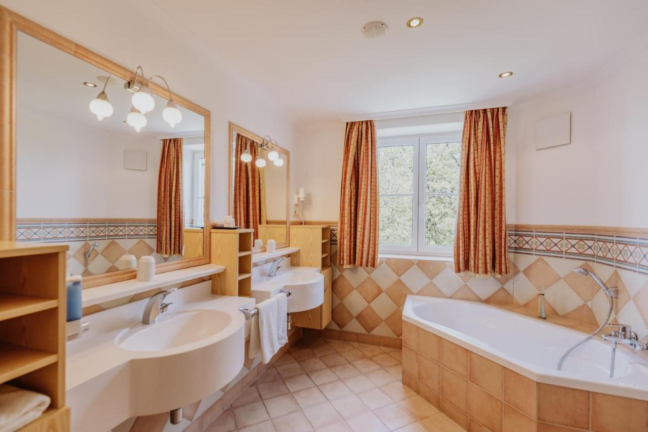 Landhotel Gschirnwirt Eugendorf Dış mekan fotoğraf