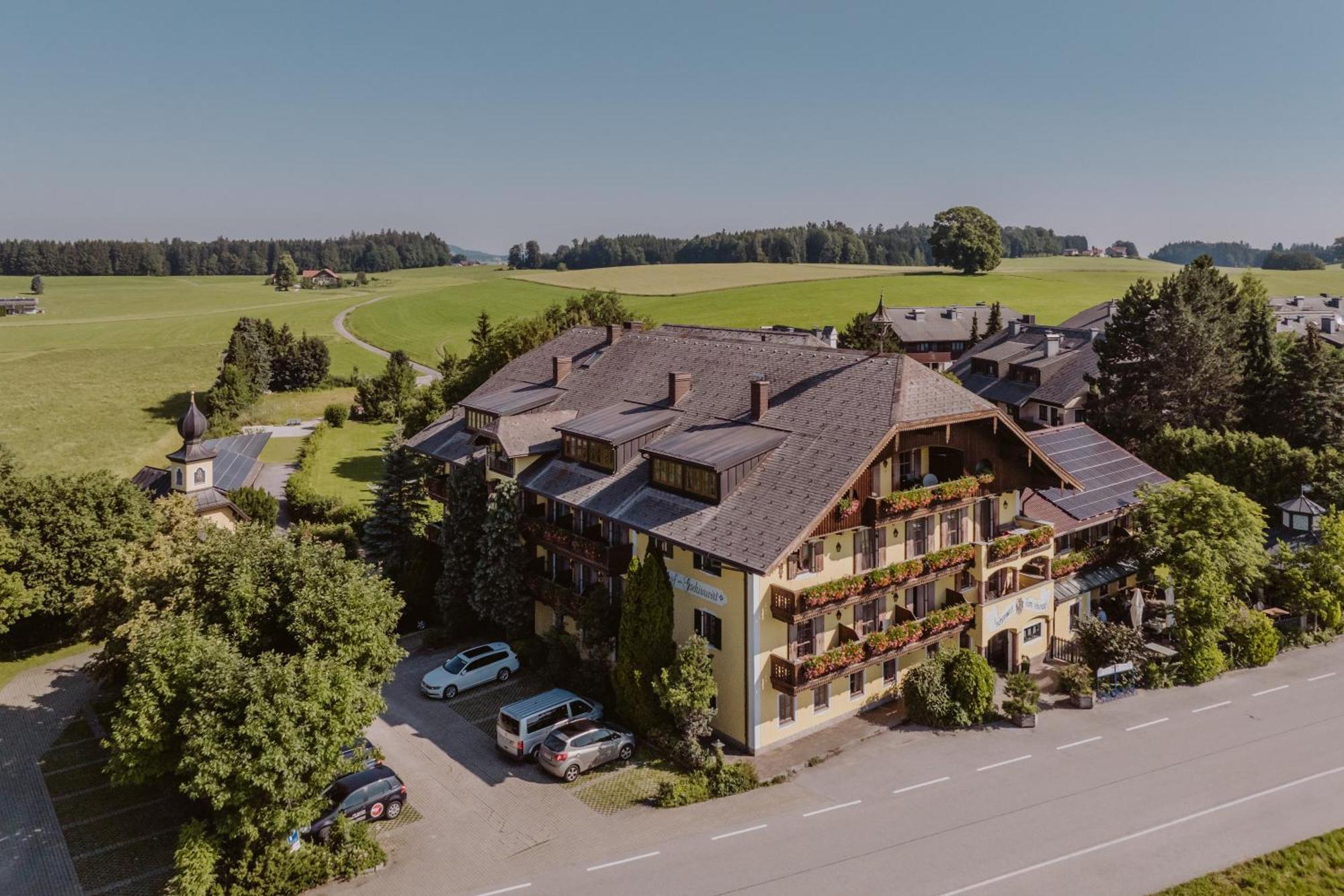 Landhotel Gschirnwirt Eugendorf Dış mekan fotoğraf